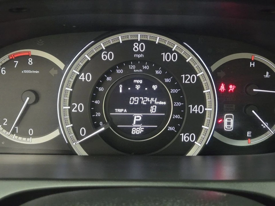2013 Honda Accord 9th Gen - Image 16 of 21