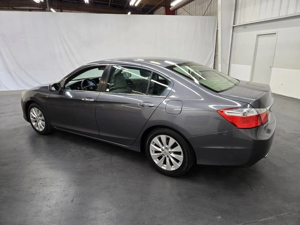 2013 Honda Accord 9th Gen - Image 2 of 12