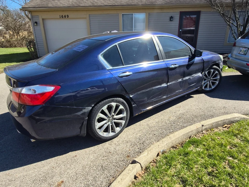 2013 Honda Accord 9th Gen - Image 7 of 10
