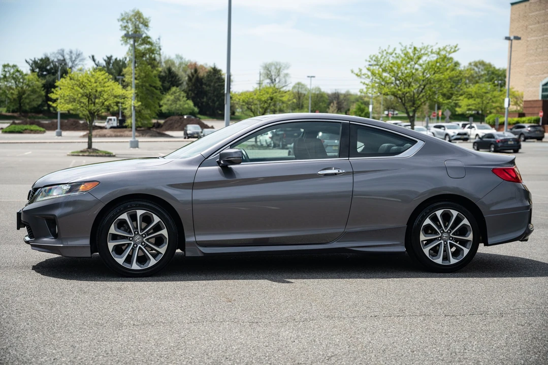 2013 Honda Accord 9th Gen - Image 7 of 31