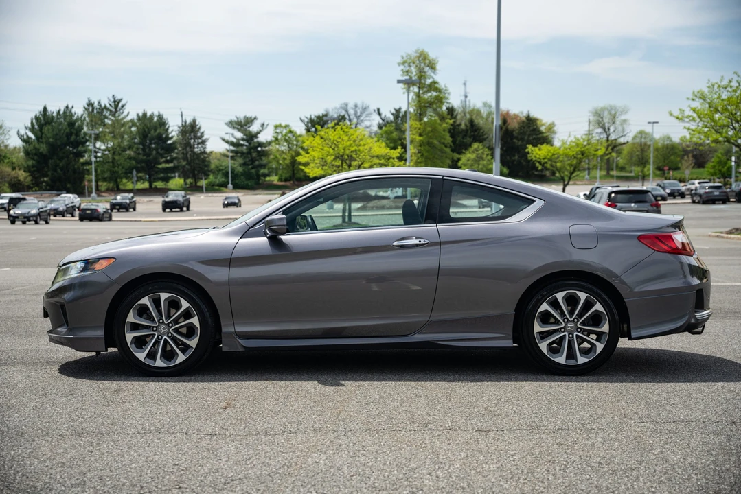 2013 Honda Accord 9th Gen - Image 8 of 31