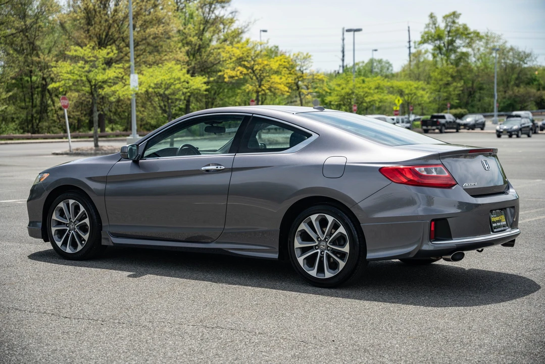 2013 Honda Accord 9th Gen - Image 10 of 31