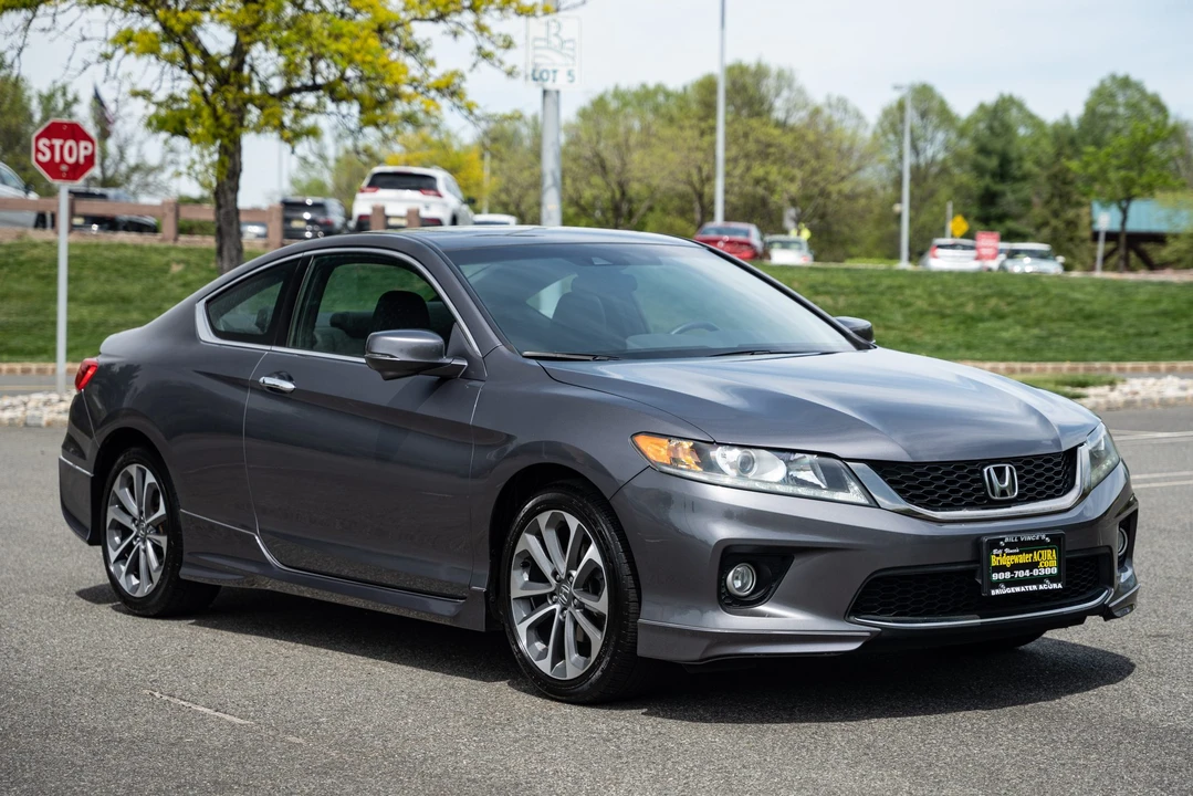 2013 Honda Accord 9th Gen - Image 23 of 31