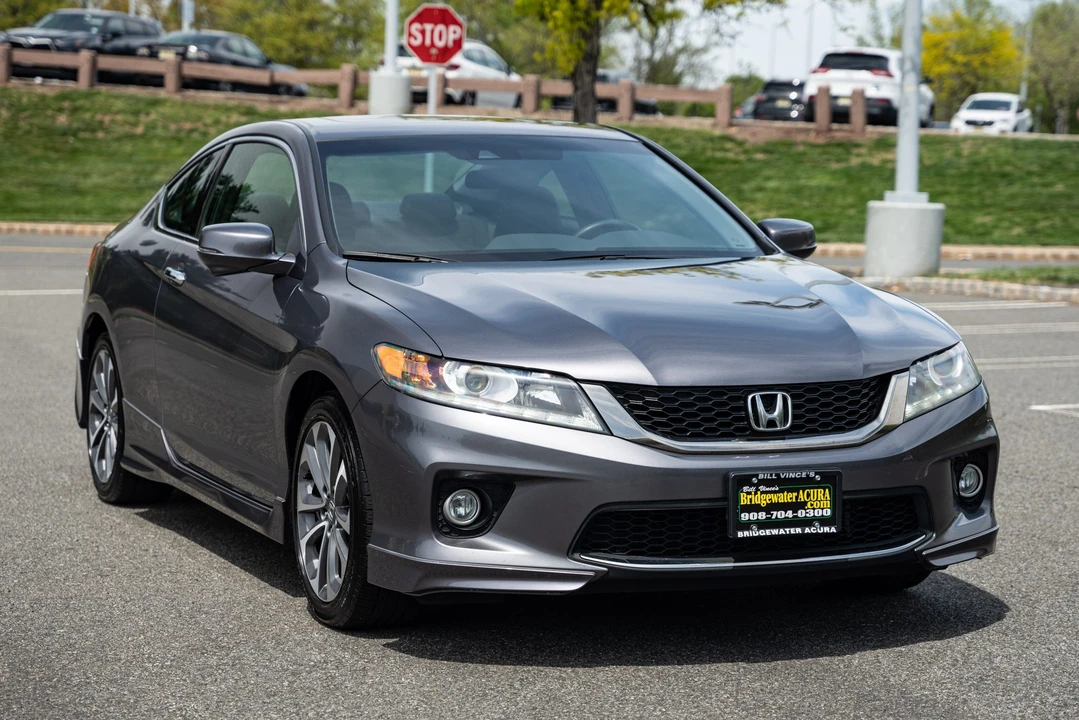 2013 Honda Accord 9th Gen - Image 24 of 31