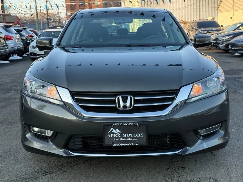 2013 Honda Accord 9th Gen - Image 2 of 12