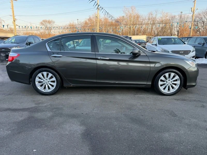 2013 Honda Accord 9th Gen - Image 12 of 12