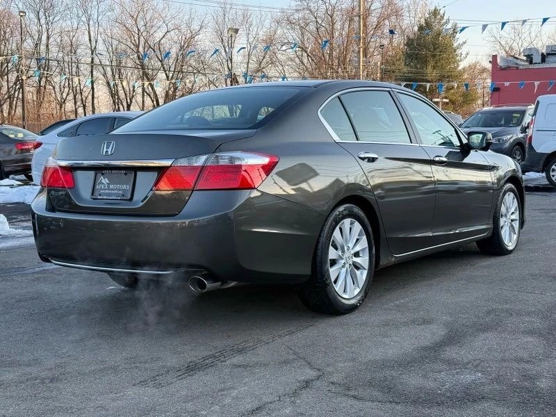 2013 Honda Accord 9th Gen - Image 11 of 12