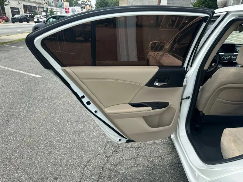 2013 Honda Accord 9th Gen - Image 11 of 12