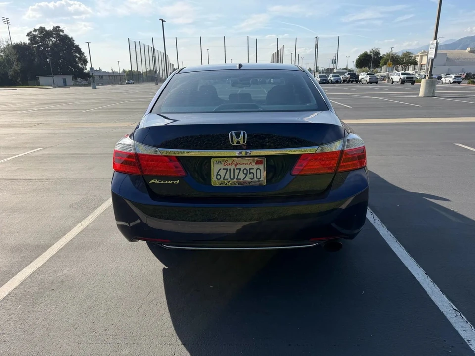 2013 Honda Accord 9th Gen - Image 4 of 17