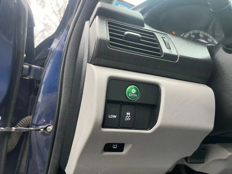 2013 Honda Accord 9th Gen - Image 11 of 12