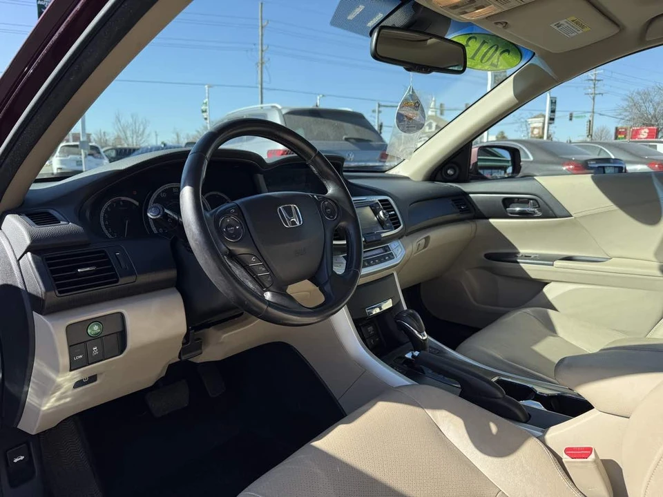 2013 Honda Accord 9th Gen - Image 15 of 21