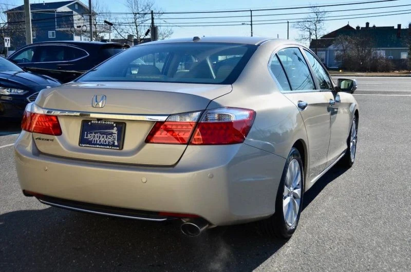 2013 Honda Accord 9th Gen - Image 10 of 12