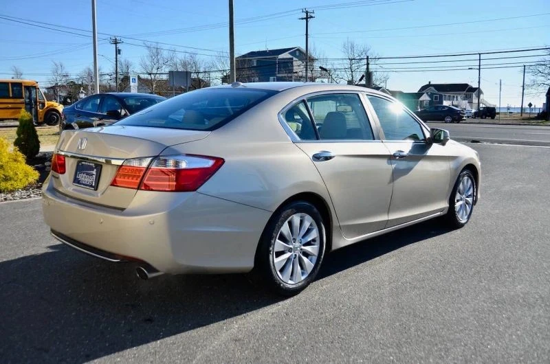2013 Honda Accord 9th Gen - Image 11 of 12