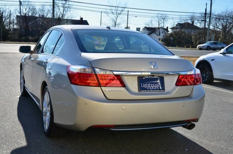 2013 Honda Accord 9th Gen - Image 8 of 12