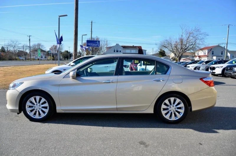 2013 Honda Accord 9th Gen - Image 6 of 12