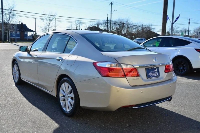 2013 Honda Accord 9th Gen - Image 7 of 12
