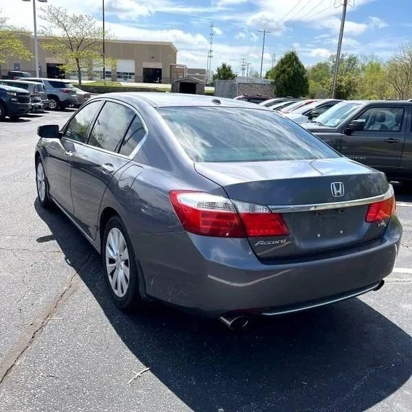 2013 Honda Accord 9th Gen - Image 5 of 12