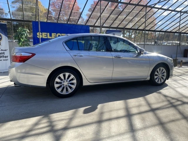 2013 Honda Accord 9th Gen - Image 5 of 21