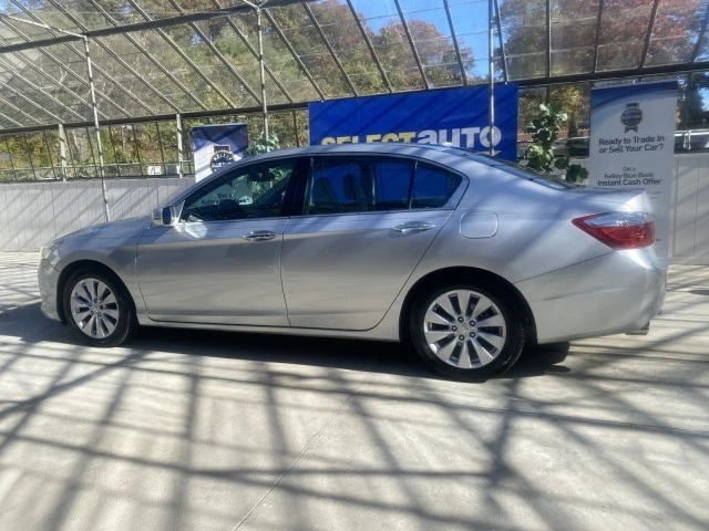 2013 Honda Accord 9th Gen - Image 15 of 21
