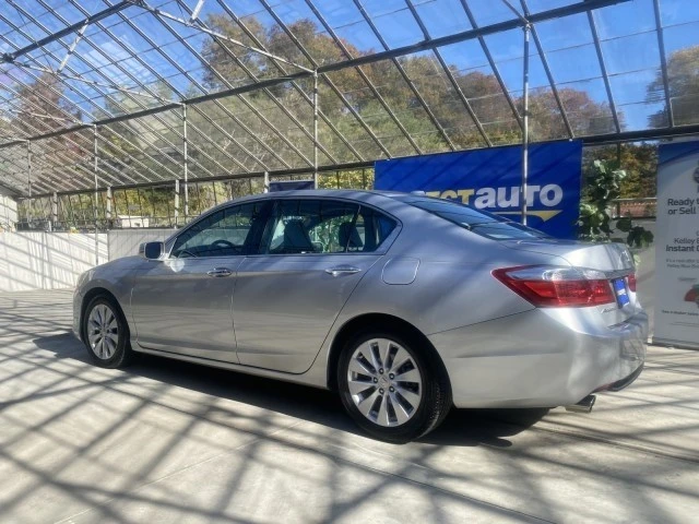 2013 Honda Accord 9th Gen - Image 16 of 21