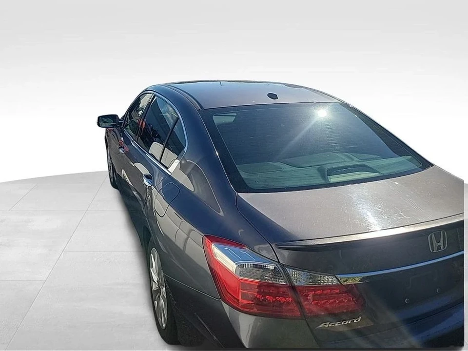 2013 Honda Accord 9th Gen - Image 2 of 12