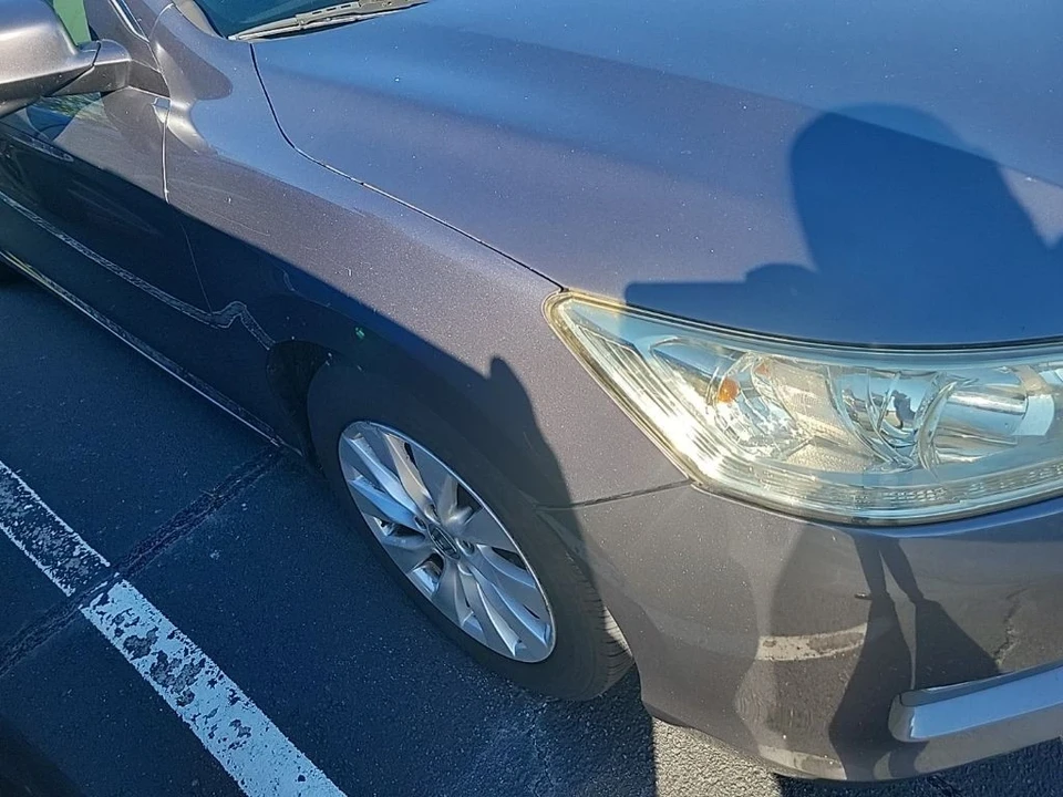 2013 Honda Accord 9th Gen - Image 5 of 12