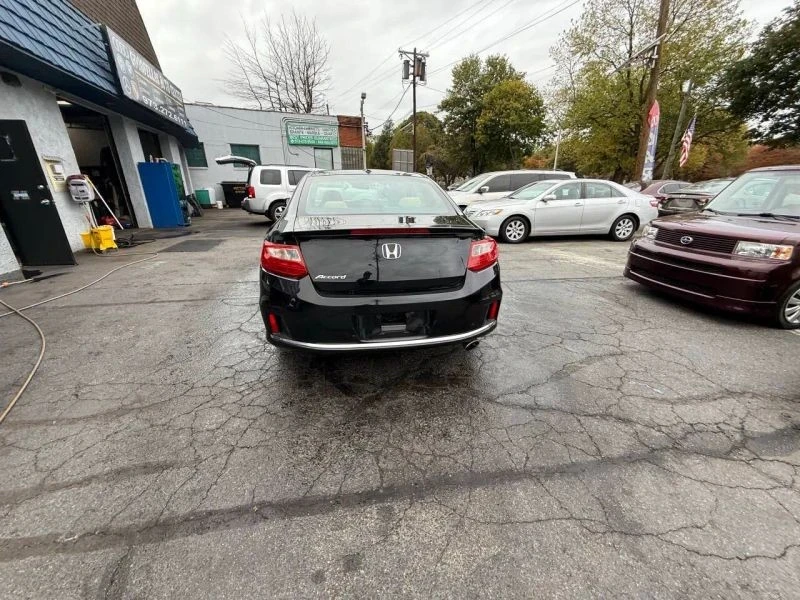 2013 Honda Accord 9th Gen - Image 9 of 12