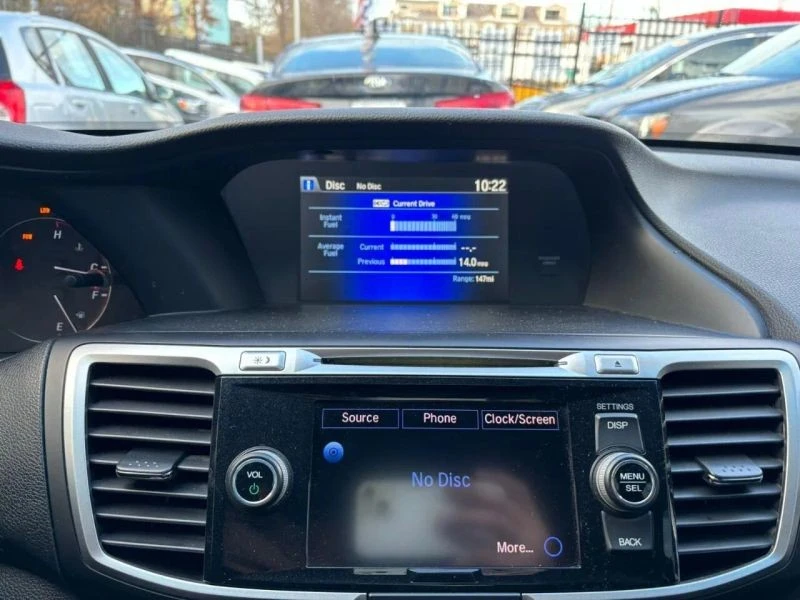 2013 Honda Accord 9th Gen - Image 9 of 12