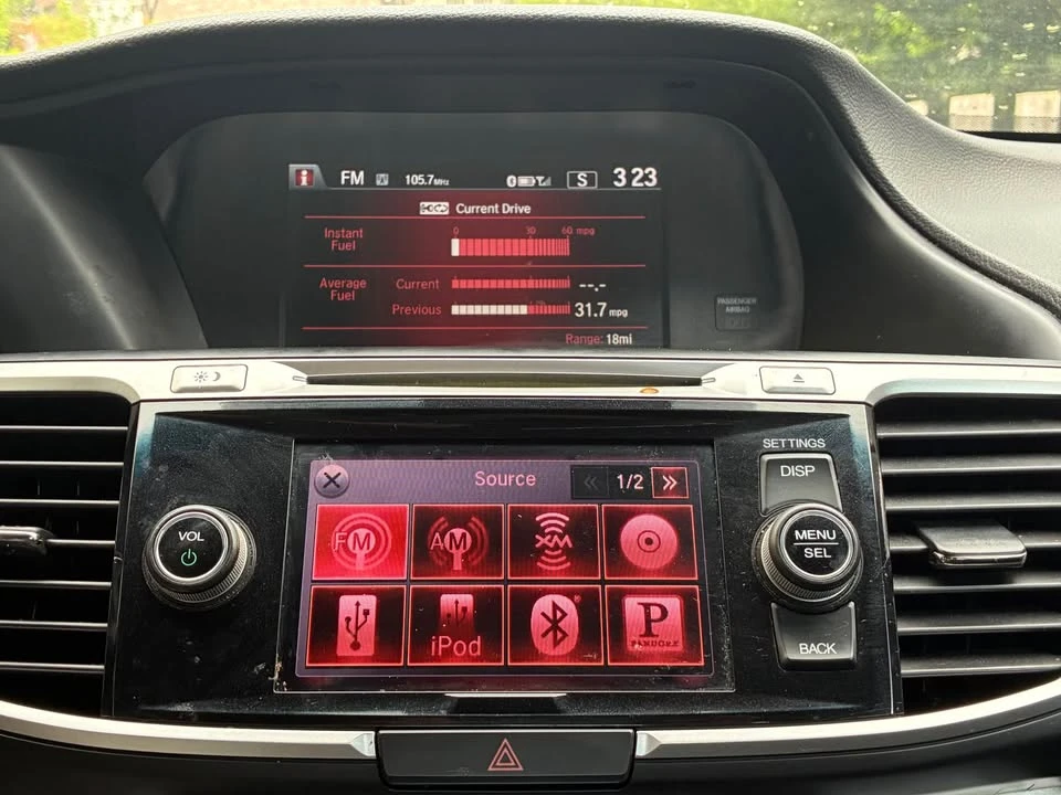 2013 Honda Accord 9th Gen - Image 9 of 17