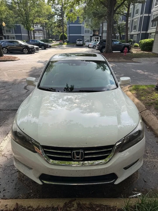 2013 Honda Accord 9th Gen - Image 3 of 8