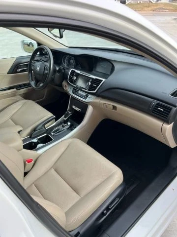 2013 Honda Accord 9th Gen - Image 11 of 21