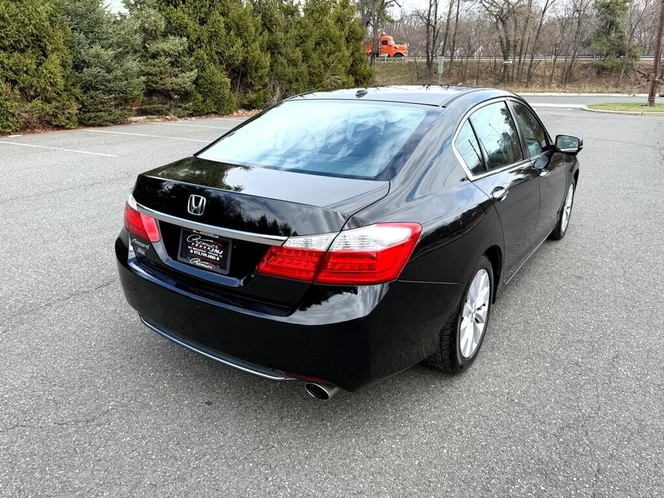 2013 Honda Accord 9th Gen - Image 5 of 12
