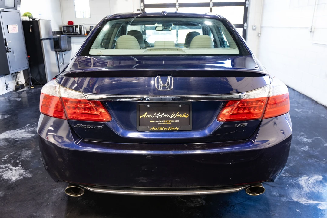 2013 Honda Accord 9th Gen - Image 12 of 12