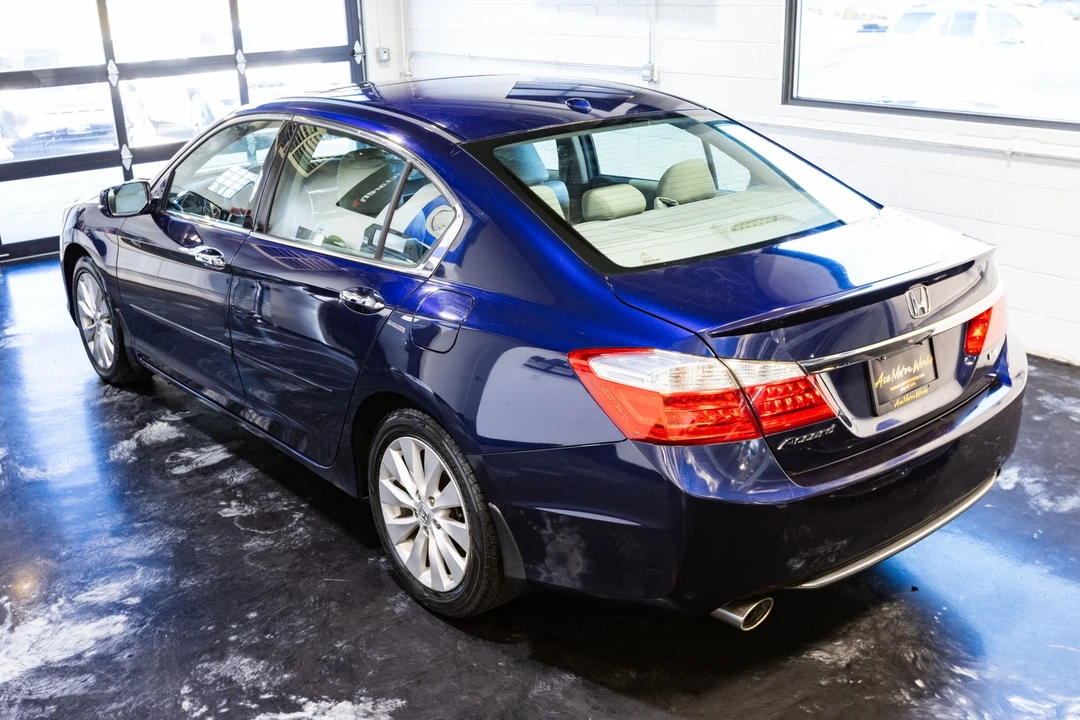 2013 Honda Accord 9th Gen - Image 11 of 12