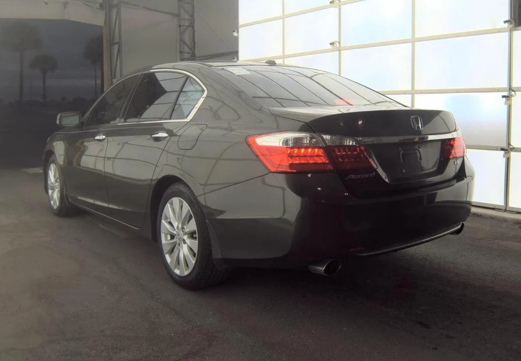 2013 Honda Accord 9th Gen - Image 8 of 14
