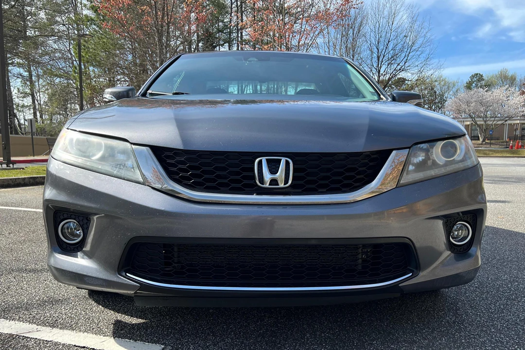 2013 Honda Accord 9th Gen - Image 2 of 31