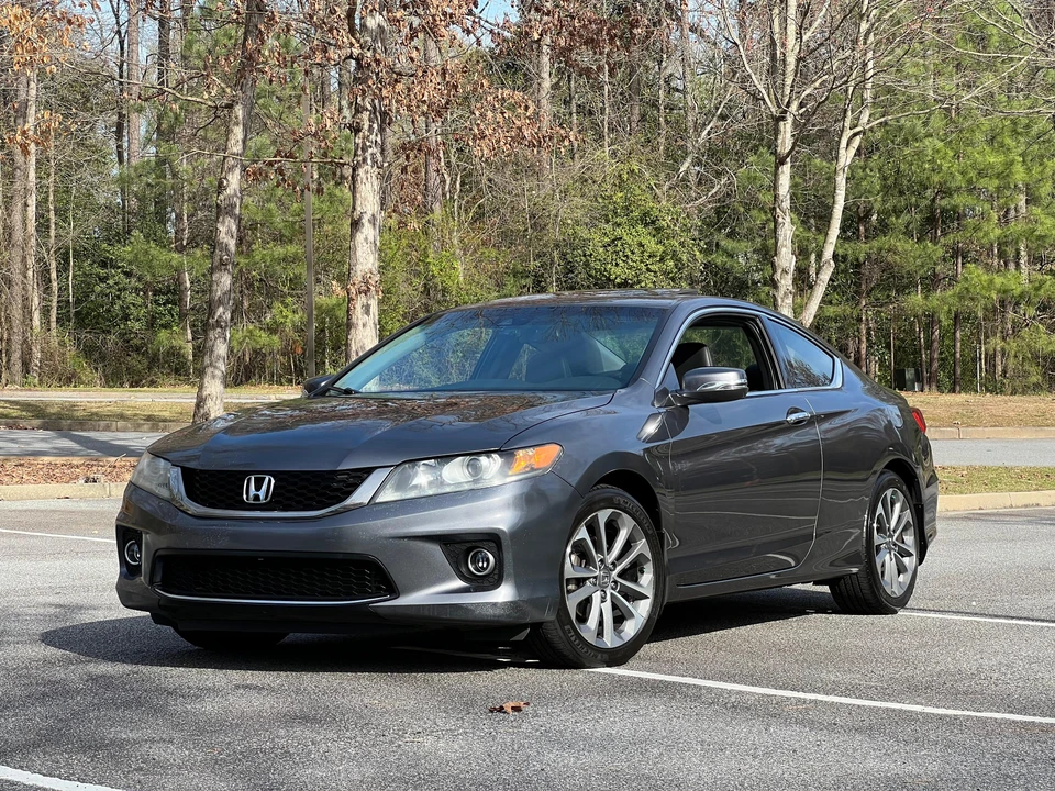 2013 Honda Accord 9th Gen - Image 9 of 31