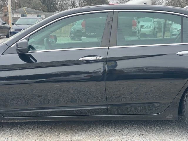2013 Honda Accord 9th Gen - Image 5 of 19