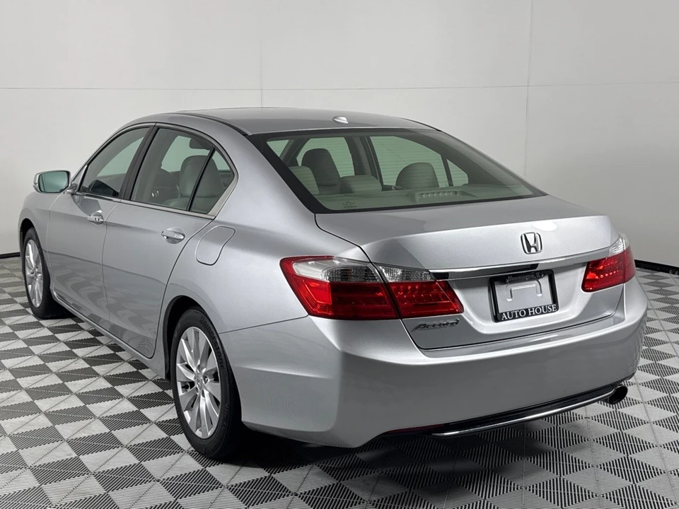 2013 Honda Accord 9th Gen - Image 5 of 12