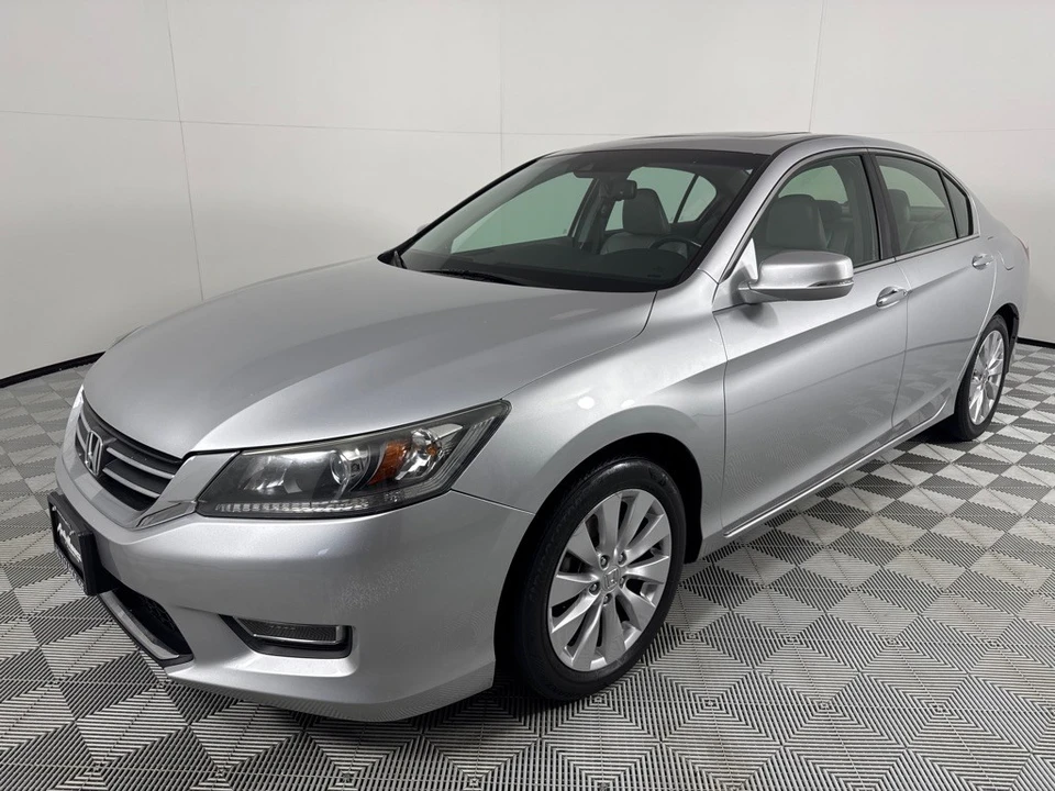 2013 Honda Accord 9th Gen - Image 8 of 12