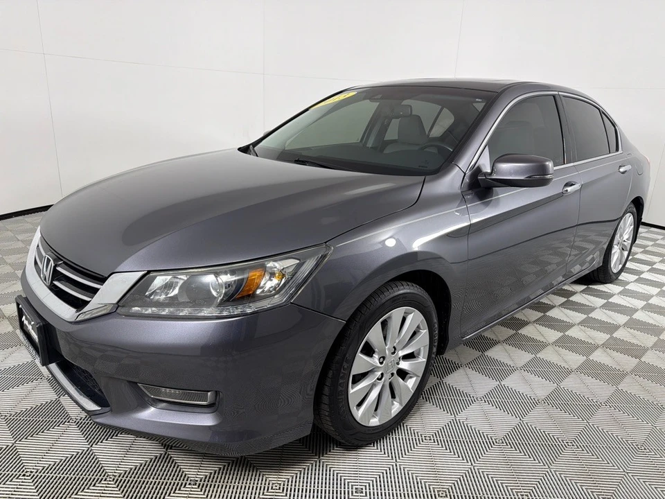 2013 Honda Accord 9th Gen - Image 9 of 12