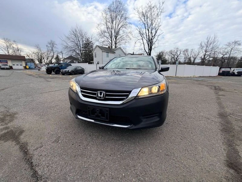 2013 Honda Accord 9th Gen - Image 2 of 12