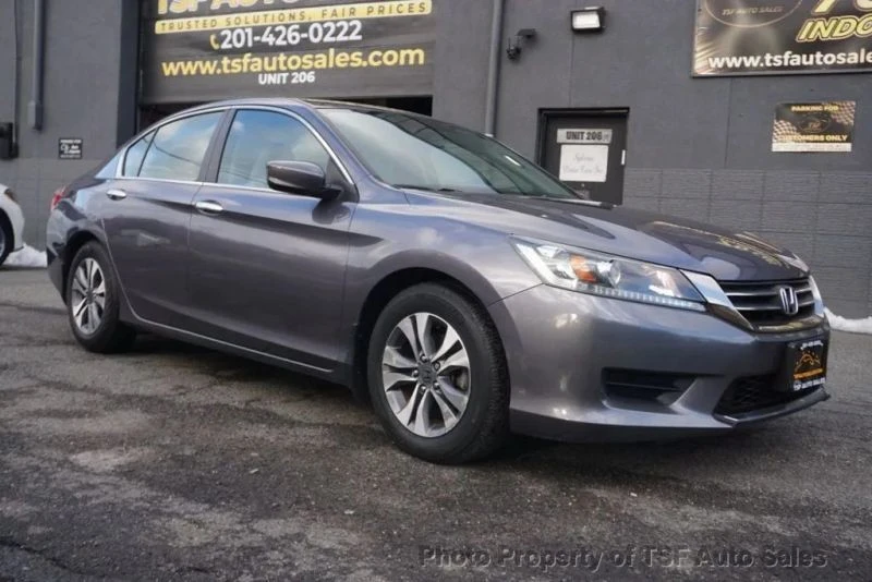 2013 Honda Accord 9th Gen - Image 9 of 12