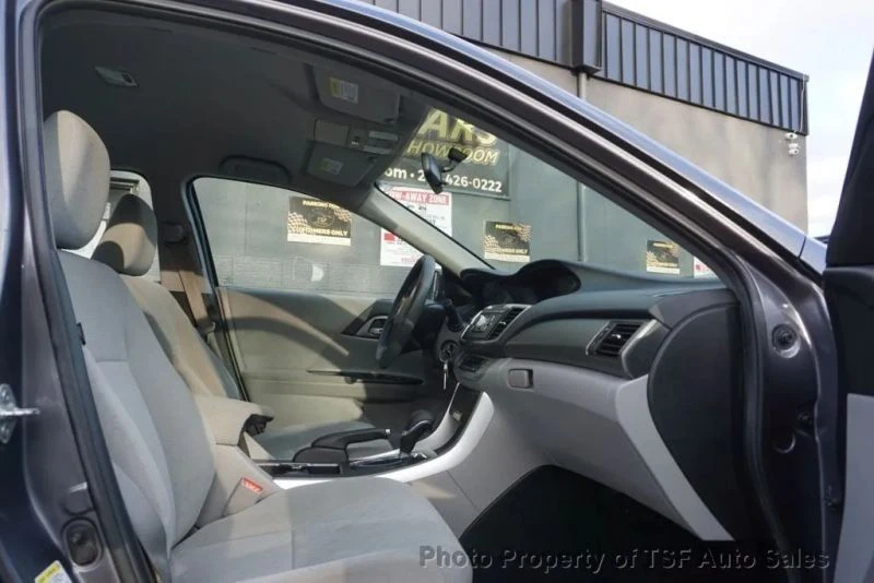 2013 Honda Accord 9th Gen - Image 11 of 12