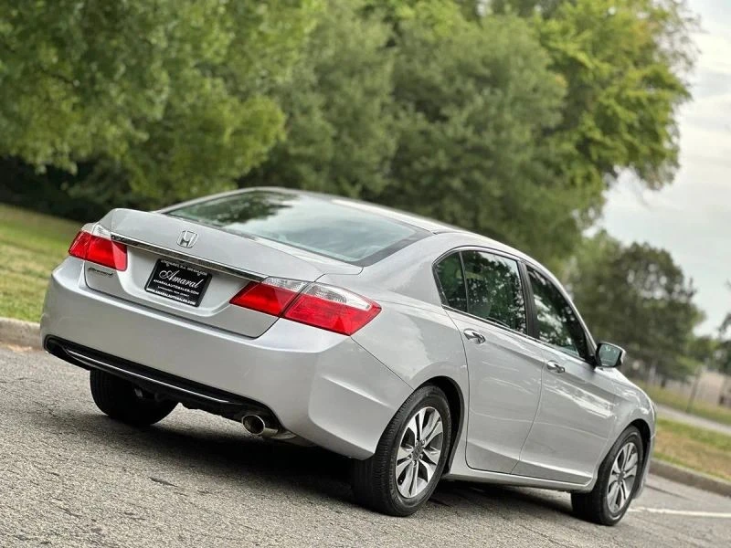 2013 Honda Accord 9th Gen - Image 6 of 12