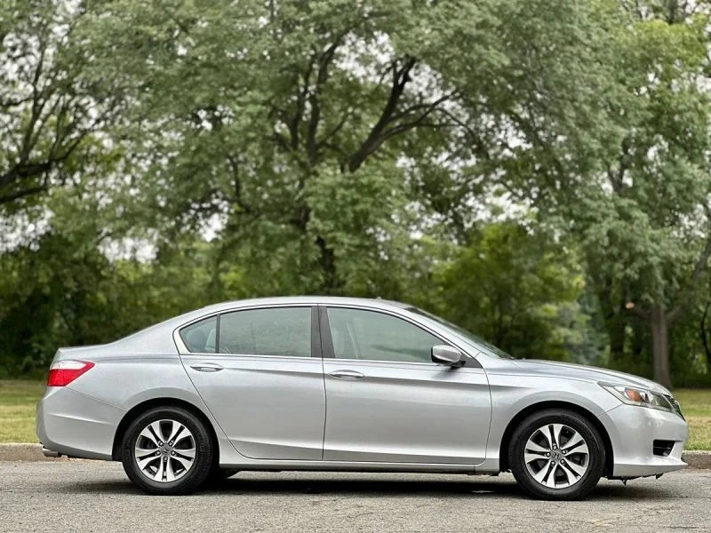 2013 Honda Accord 9th Gen - Image 8 of 12