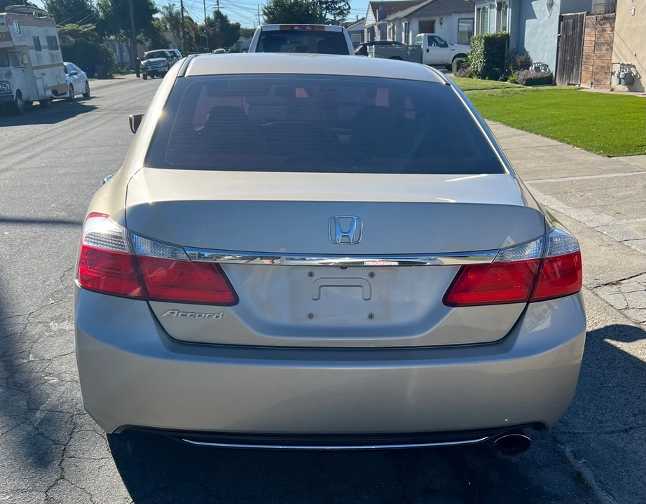 2013 Honda Accord 9th Gen - Image 3 of 10