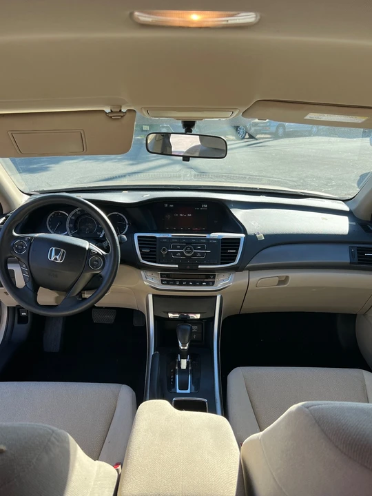 2013 Honda Accord 9th Gen - Image 7 of 10