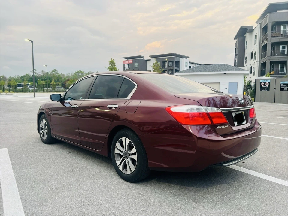 2013 Honda Accord 9th Gen - Image 5 of 19