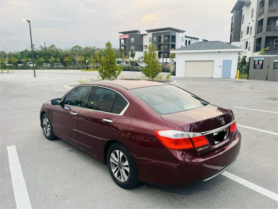 2013 Honda Accord 9th Gen - Image 10 of 19